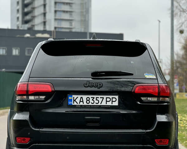 Черный Джип Гранд Чероки, объемом двигателя 2.99 л и пробегом 75 тыс. км за 36900 $, фото 4 на Automoto.ua