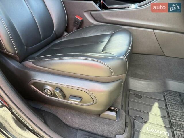Джип Гранд Чероки 2021 в Киеве на Automoto.ua Черный Джип Гранд Чероки, объемом двигателя 3.6 л и пробегом 124 тыс. км за 35900 $, фото 33 на Automoto.ua