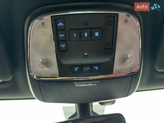 Черный Джип Гранд Чероки, объемом двигателя 3.6 л и пробегом 135 тыс. км за 25900 $, фото 12 на Automoto.ua