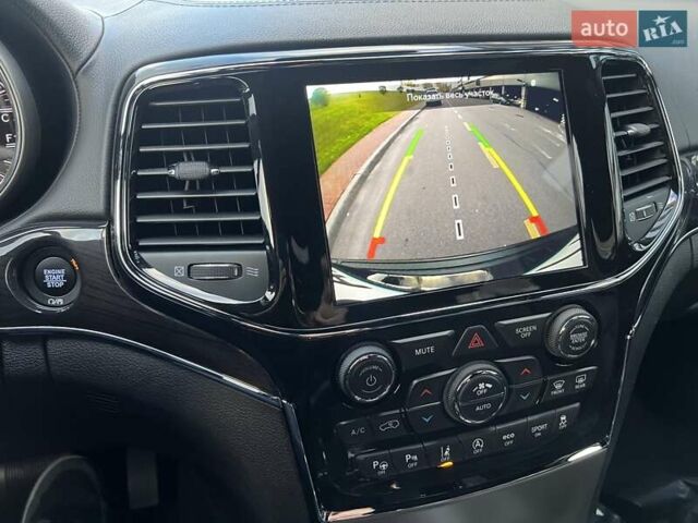 Джип Гранд Чероки 2021 в Киеве на Automoto.ua Черный Джип Гранд Чероки, объемом двигателя 2.97 л и пробегом 62 тыс. км за 41500 $, фото 30 на Automoto.ua
