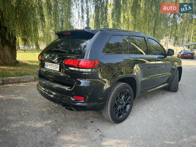 Черный Джип Гранд Чероки, объемом двигателя 1.46 л и пробегом 175 тыс. км за 24444 $, фото 3 на Automoto.ua