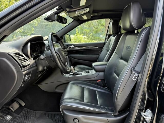 Черный Джип Гранд Чероки, объемом двигателя 3.6 л и пробегом 14 тыс. км за 13000 $, фото 7 на Automoto.ua