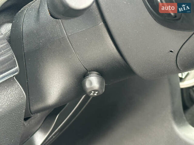 Джип Гранд Чероки 2021 в Черкассах на Automoto.ua Черный Джип Гранд Чероки, объемом двигателя 3.6 л и пробегом 134 тыс. км за 25800 $, фото 22 на Automoto.ua