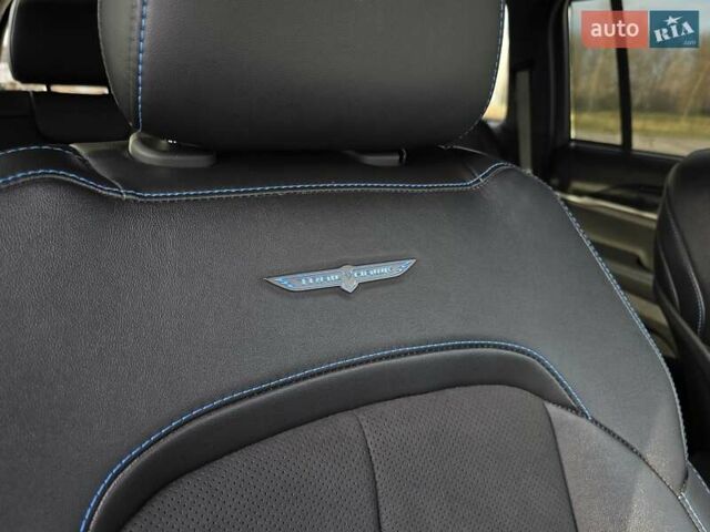 Черный Джип Гранд Чероки, объемом двигателя 2 л и пробегом 53 тыс. км за 59000 $, фото 67 на Automoto.ua