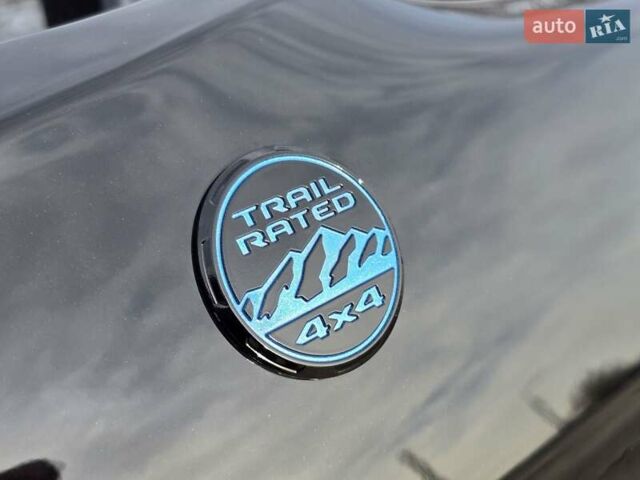 Черный Джип Гранд Чероки, объемом двигателя 2 л и пробегом 53 тыс. км за 59000 $, фото 28 на Automoto.ua