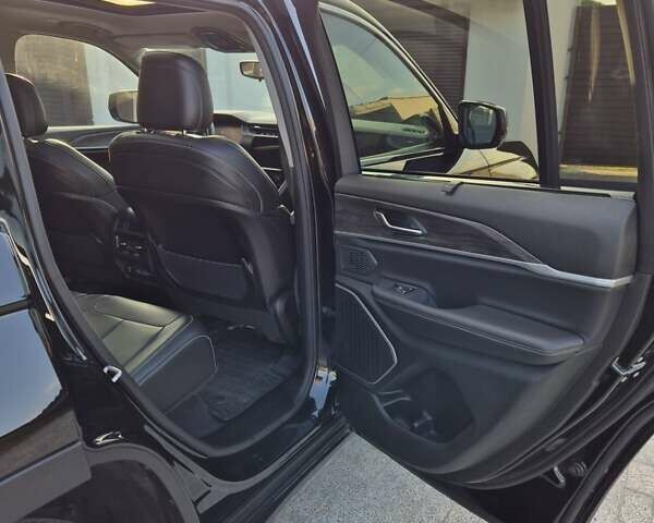 Чорний Джип Grand Cherokee, об'ємом двигуна 3.6 л та пробігом 25 тис. км за 43000 $, фото 16 на Automoto.ua