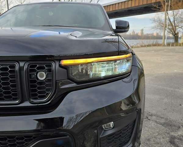 Черный Джип Гранд Чероки, объемом двигателя 2 л и пробегом 53 тыс. км за 59000 $, фото 9 на Automoto.ua