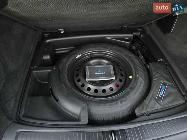 Черный Джип Гранд Чероки, объемом двигателя 2 л и пробегом 53 тыс. км за 59000 $, фото 83 на Automoto.ua