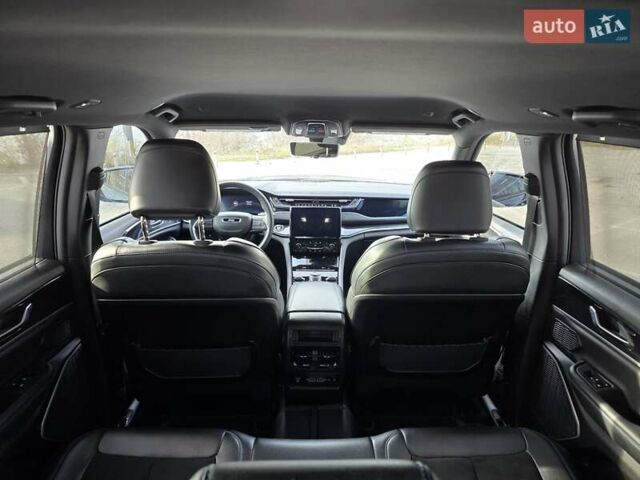 Черный Джип Гранд Чероки, объемом двигателя 2 л и пробегом 53 тыс. км за 59000 $, фото 78 на Automoto.ua