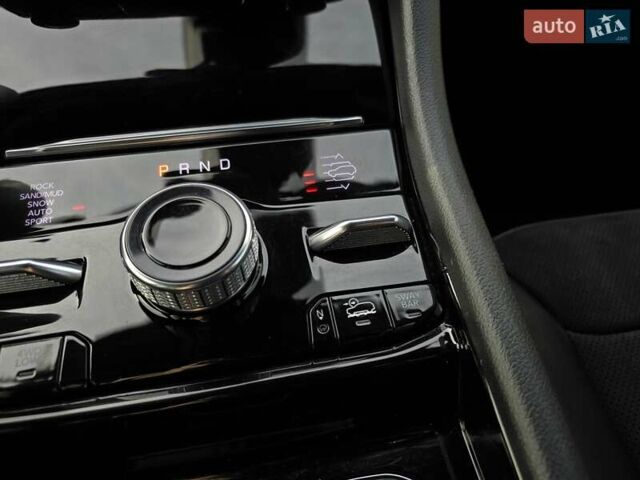 Черный Джип Гранд Чероки, объемом двигателя 2 л и пробегом 53 тыс. км за 59000 $, фото 58 на Automoto.ua