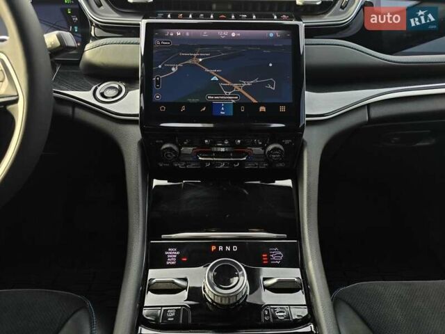 Черный Джип Гранд Чероки, объемом двигателя 2 л и пробегом 53 тыс. км за 59000 $, фото 51 на Automoto.ua