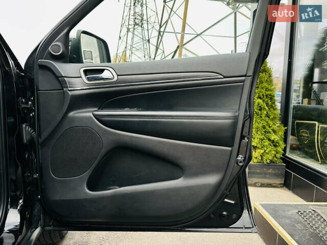 Черный Джип Гранд Чероки, объемом двигателя 3.6 л и пробегом 109 тыс. км за 27500 $, фото 25 на Automoto.ua