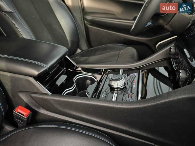 Черный Джип Гранд Чероки, объемом двигателя 2 л и пробегом 53 тыс. км за 59000 $, фото 65 на Automoto.ua