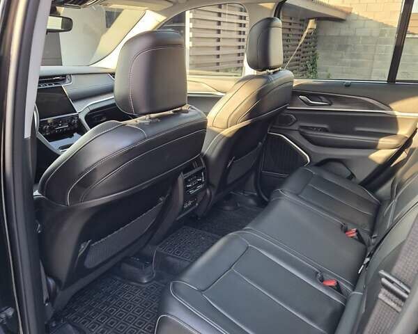 Чорний Джип Grand Cherokee, об'ємом двигуна 3.6 л та пробігом 25 тис. км за 43000 $, фото 14 на Automoto.ua