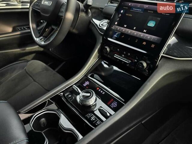 Черный Джип Гранд Чероки, объемом двигателя 2 л и пробегом 53 тыс. км за 59000 $, фото 64 на Automoto.ua