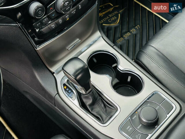 Черный Джип Гранд Чероки, объемом двигателя 3.6 л и пробегом 109 тыс. км за 27500 $, фото 34 на Automoto.ua