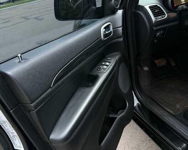 Черный Джип Гранд Чероки, объемом двигателя 3.6 л и пробегом 103 тыс. км за 25300 $, фото 14 на Automoto.ua