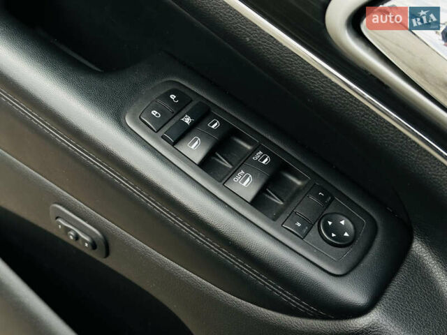 Черный Джип Гранд Чероки, объемом двигателя 3.6 л и пробегом 109 тыс. км за 27500 $, фото 26 на Automoto.ua