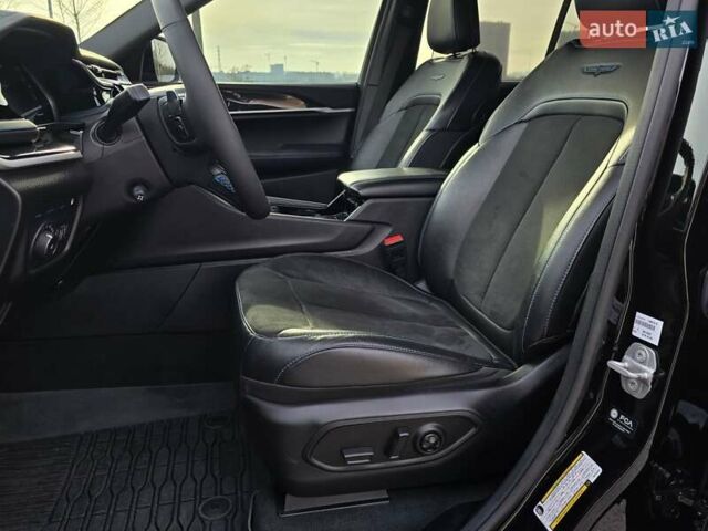 Черный Джип Гранд Чероки, объемом двигателя 2 л и пробегом 53 тыс. км за 59000 $, фото 41 на Automoto.ua