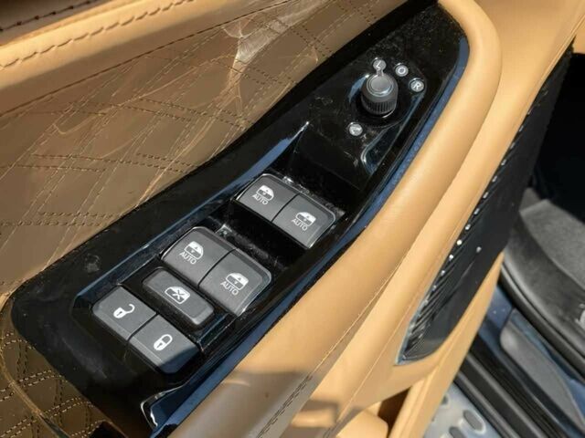 Чорний Джип Grand Cherokee, об'ємом двигуна 3.6 л та пробігом 28 тис. км за 27200 $, фото 11 на Automoto.ua