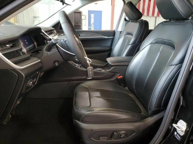 Черный Джип Гранд Чероки, объемом двигателя 2 л и пробегом 8 тыс. км за 16500 $, фото 6 на Automoto.ua