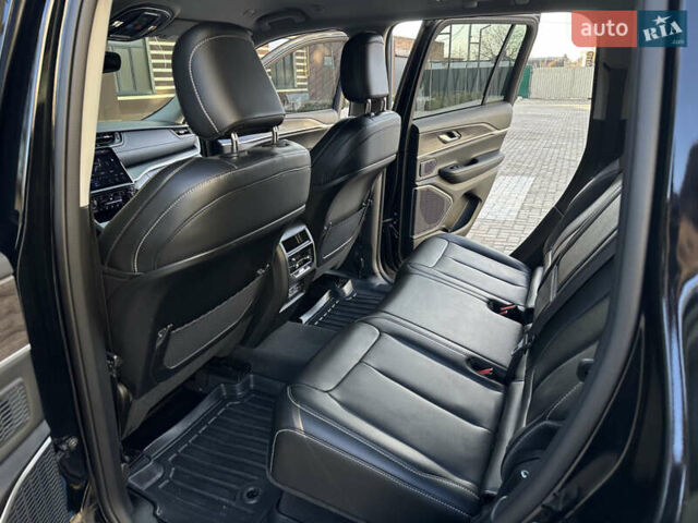 Чорний Джип Grand Cherokee, об'ємом двигуна 3.6 л та пробігом 26 тис. км за 39799 $, фото 24 на Automoto.ua