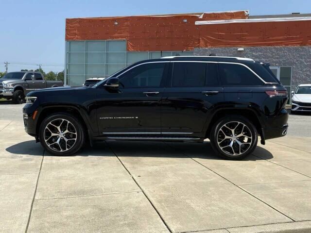 Чорний Джип Grand Cherokee, об'ємом двигуна 3.6 л та пробігом 28 тис. км за 27200 $, фото 3 на Automoto.ua