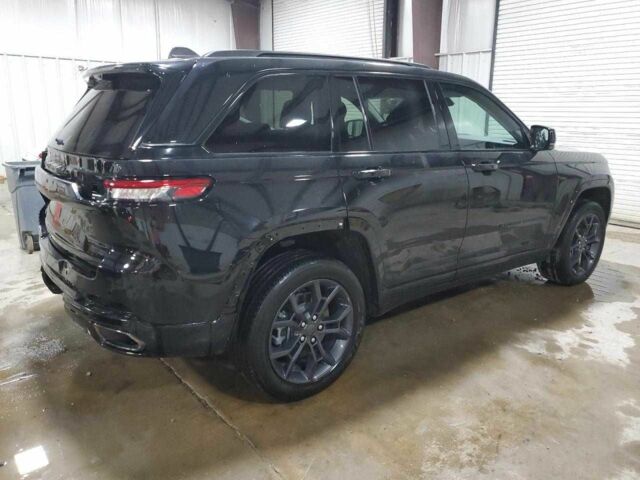 Черный Джип Гранд Чероки, объемом двигателя 2 л и пробегом 8 тыс. км за 16500 $, фото 5 на Automoto.ua