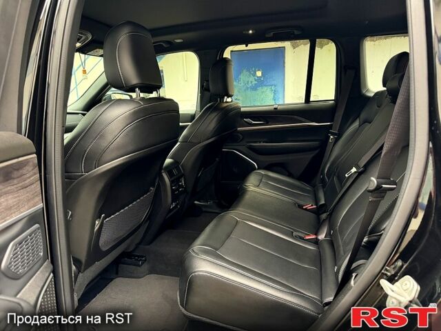 Чорний Джип Grand Cherokee, об'ємом двигуна 3.6 л та пробігом 16 тис. км за 57500 $, фото 10 на Automoto.ua