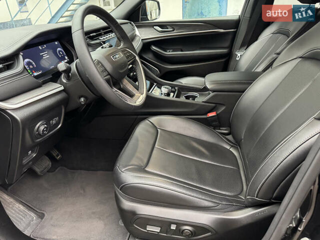 Чорний Джип Grand Cherokee, об'ємом двигуна 3.6 л та пробігом 16 тис. км за 57500 $, фото 11 на Automoto.ua