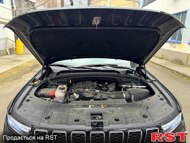 Чорний Джип Grand Cherokee, об'ємом двигуна 3.6 л та пробігом 16 тис. км за 57500 $, фото 13 на Automoto.ua