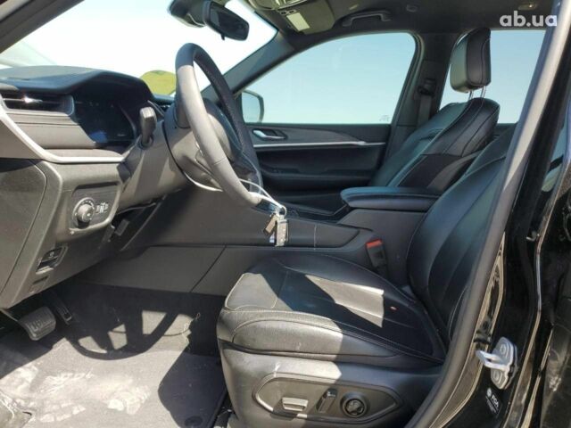 Черный Джип Гранд Чероки, объемом двигателя 3.6 л и пробегом 11 тыс. км за 33000 $, фото 7 на Automoto.ua