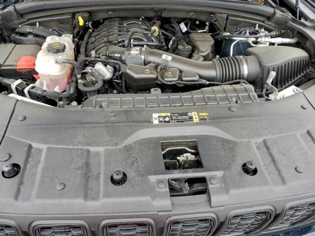 Черный Джип Гранд Чероки, объемом двигателя 3.6 л и пробегом 18 тыс. км за 13000 $, фото 10 на Automoto.ua