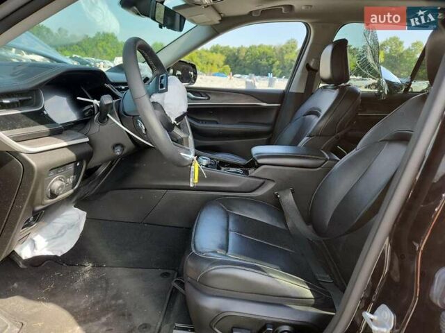 Фиолетовый Джип Гранд Чероки, объемом двигателя 2 л и пробегом 38 тыс. км за 21600 $, фото 7 на Automoto.ua