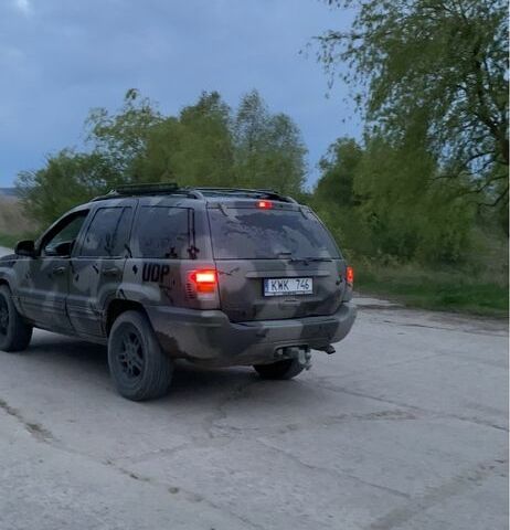 Коричневий Джип Grand Cherokee, об'ємом двигуна 0.47 л та пробігом 300 тис. км за 4000 $, фото 2 на Automoto.ua