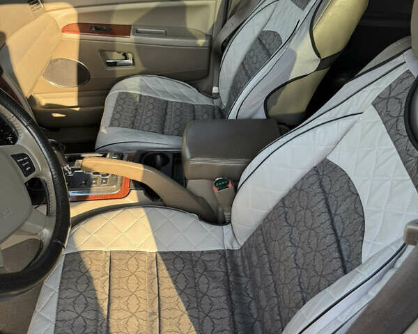 Коричневый Джип Гранд Чероки, объемом двигателя 2.99 л и пробегом 460 тыс. км за 10500 $, фото 6 на Automoto.ua