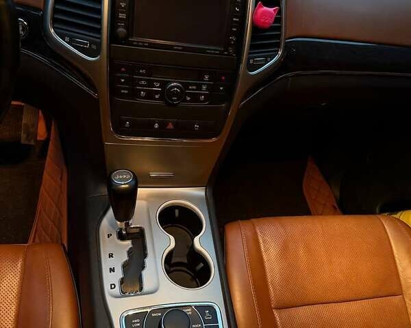 Коричневый Джип Гранд Чероки, объемом двигателя 2.99 л и пробегом 297 тыс. км за 18000 $, фото 15 на Automoto.ua