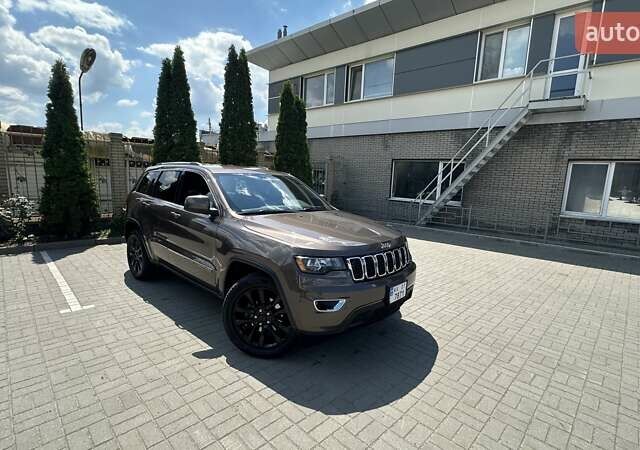 Коричневий Джип Grand Cherokee, об'ємом двигуна 3.6 л та пробігом 123 тис. км за 21499 $, фото 4 на Automoto.ua