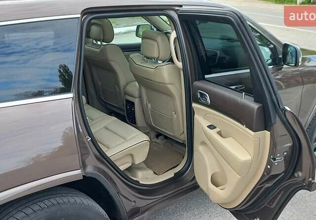 Коричневий Джип Grand Cherokee, об'ємом двигуна 3.6 л та пробігом 168 тис. км за 23100 $, фото 12 на Automoto.ua