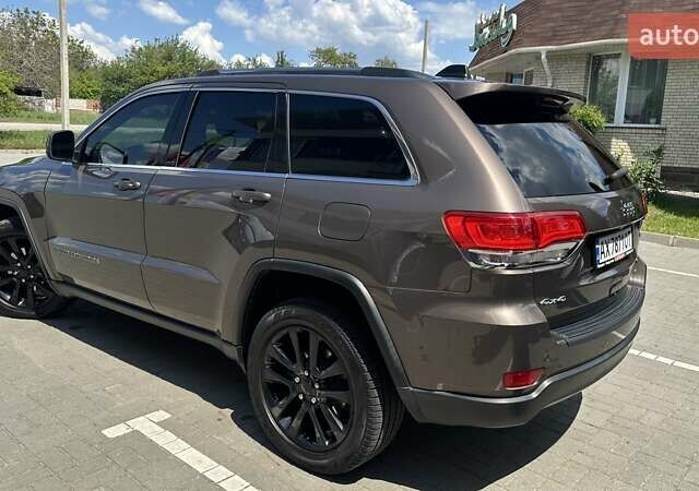 Коричневий Джип Grand Cherokee, об'ємом двигуна 3.6 л та пробігом 123 тис. км за 21499 $, фото 3 на Automoto.ua