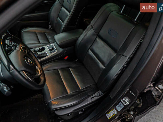 Коричневий Джип Grand Cherokee, об'ємом двигуна 3 л та пробігом 77 тис. км за 33413 $, фото 7 на Automoto.ua