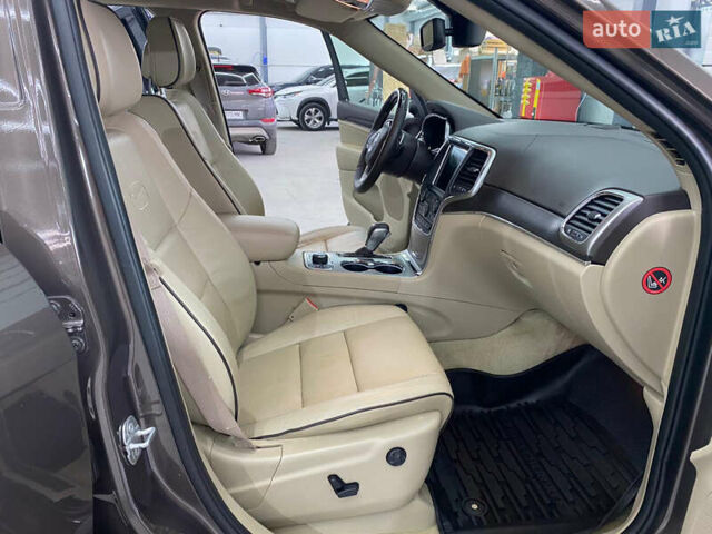 Коричневый Джип Гранд Чероки, объемом двигателя 2.99 л и пробегом 101 тыс. км за 37500 $, фото 17 на Automoto.ua