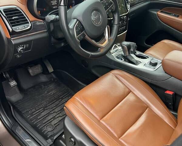 Коричневий Джип Grand Cherokee, об'ємом двигуна 2.97 л та пробігом 50 тис. км за 38800 $, фото 11 на Automoto.ua