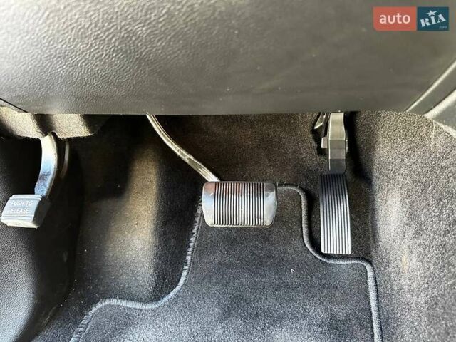 Красный Джип Гранд Чероки, объемом двигателя 2.99 л и пробегом 94 тыс. км за 25000 $, фото 21 на Automoto.ua