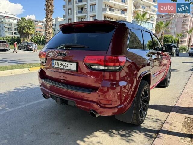 Красный Джип Гранд Чероки, объемом двигателя 2.99 л и пробегом 94 тыс. км за 25000 $, фото 6 на Automoto.ua