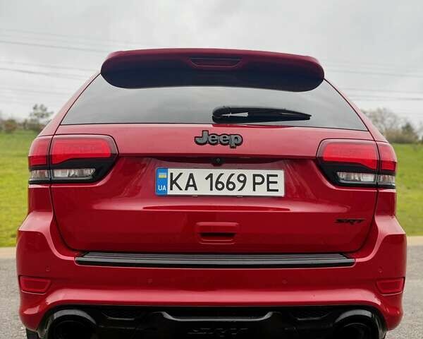 Красный Джип Гранд Чероки, объемом двигателя 6.4 л и пробегом 177 тыс. км за 31900 $, фото 7 на Automoto.ua
