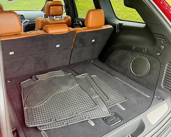 Красный Джип Гранд Чероки, объемом двигателя 6.4 л и пробегом 177 тыс. км за 31900 $, фото 29 на Automoto.ua