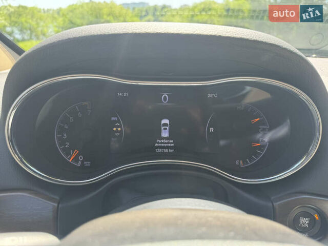 Красный Джип Гранд Чероки, объемом двигателя 3.6 л и пробегом 129 тыс. км за 26500 $, фото 11 на Automoto.ua