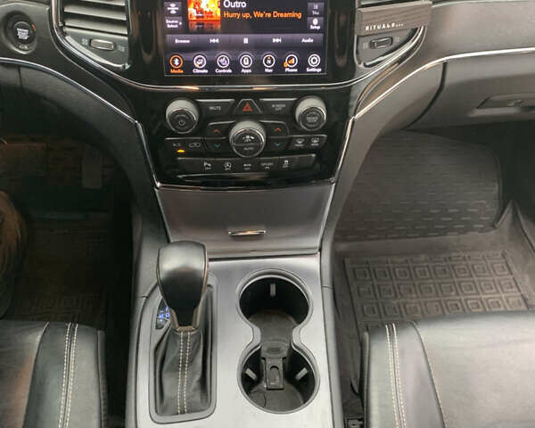 Червоний Джип Grand Cherokee, об'ємом двигуна 3.6 л та пробігом 140 тис. км за 24500 $, фото 9 на Automoto.ua