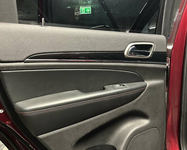 Червоний Джип Grand Cherokee, об'ємом двигуна 2.99 л та пробігом 138 тис. км за 25000 $, фото 7 на Automoto.ua